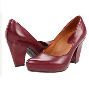 EARTHIES Talera Merlot Pointed Toe Leather Heels